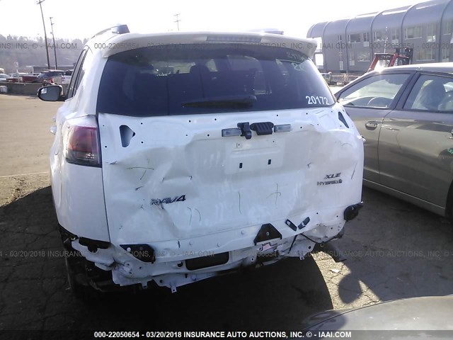 JTMRJREVXHD134032 - 2017 TOYOTA RAV4 HV LE/XLE WHITE photo 6