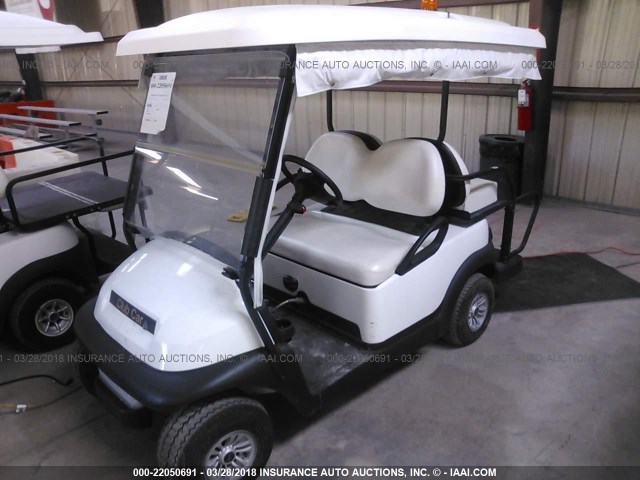 705757 - 2016 EZ-GO GOLF CART  WHITE photo 2