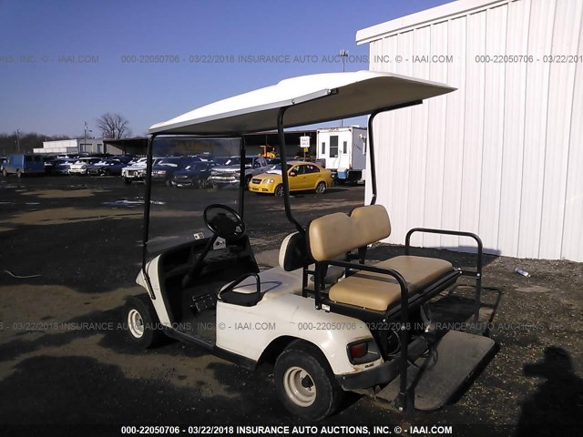 2413945 - 2000 EZ-GO GOLF CART  WHITE photo 3