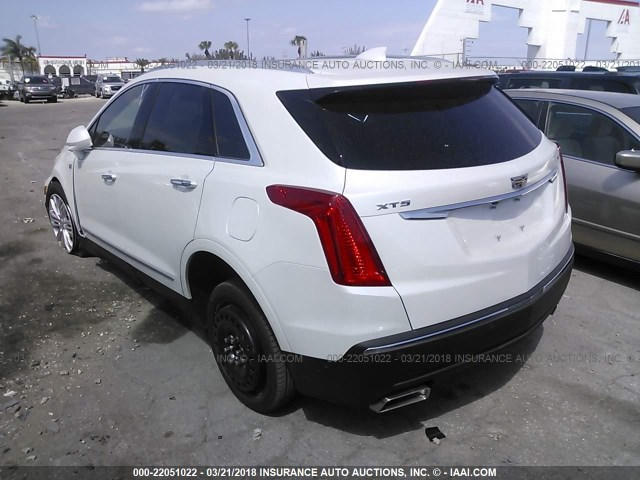 1GYKNERS0JZ133067 - 2018 CADILLAC XT5 PREMIUM LUXURY WHITE photo 3