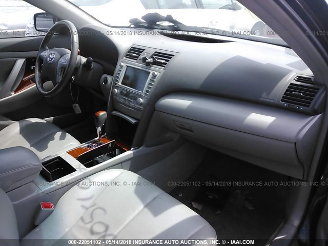 4T1BK3EKXAU101146 - 2010 TOYOTA CAMRY SE/LE/XLE BLACK photo 5