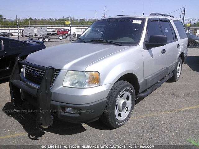 1FMPU16536LA85270 - 2006 FORD EXPEDITION XLT SILVER photo 2