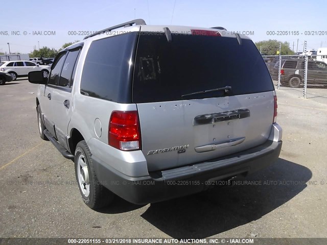 1FMPU16536LA85270 - 2006 FORD EXPEDITION XLT SILVER photo 3
