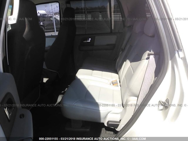 1FMPU16536LA85270 - 2006 FORD EXPEDITION XLT SILVER photo 8
