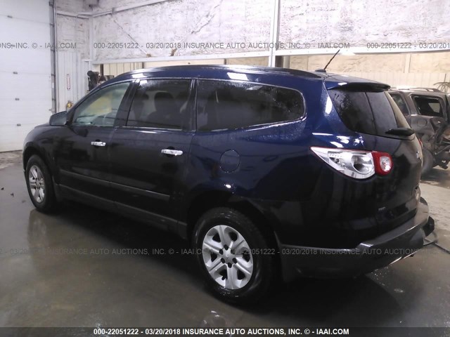 1GNKVEED5BJ352899 - 2011 CHEVROLET TRAVERSE LS BLUE photo 3