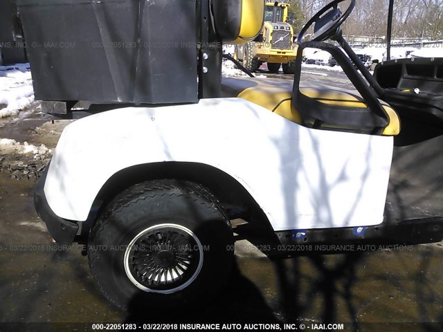 1067378 - 2000 EZ-GO GOLF CART  WHITE photo 8