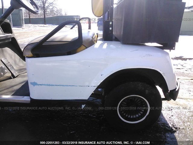 1067378 - 2000 EZ-GO GOLF CART  WHITE photo 9