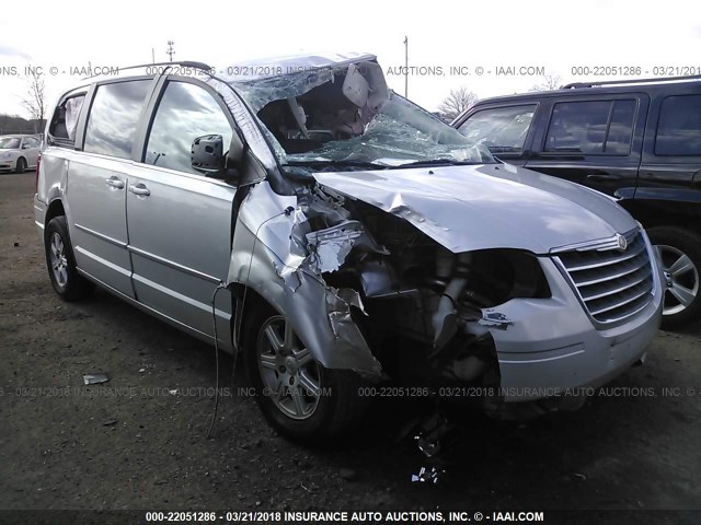2A4RR5D11AR460427 - 2010 CHRYSLER TOWN & COUNTRY TOURING SILVER photo 1