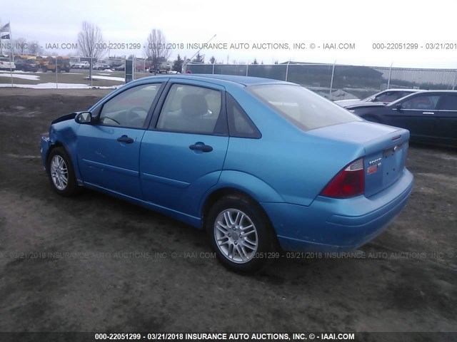 1FAHP34N07W226929 - 2007 FORD FOCUS ZX4/S/SE/SES BLUE photo 3