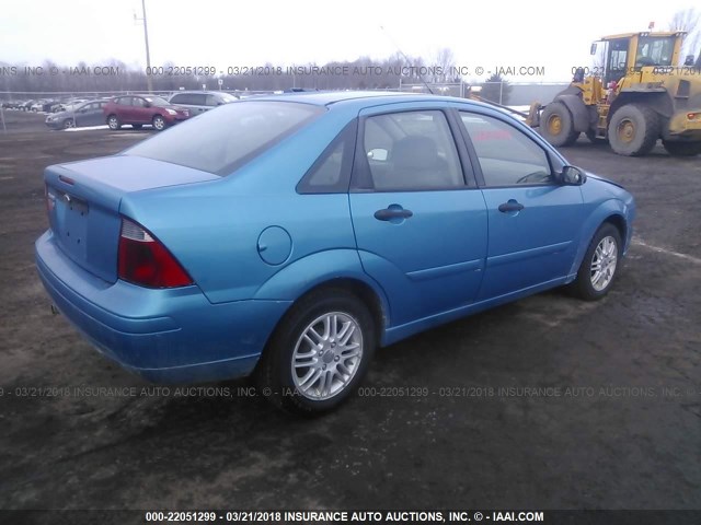 1FAHP34N07W226929 - 2007 FORD FOCUS ZX4/S/SE/SES 蓝色 照片 4