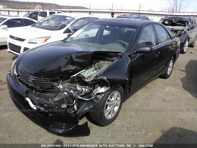 JTDBE30K863052738 - 2006 TOYOTA CAMRY LE/XLE BLACK photo 2