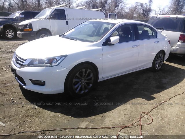 1HGCR2F53EA256346 - 2014 HONDA ACCORD SPORT WHITE photo 2