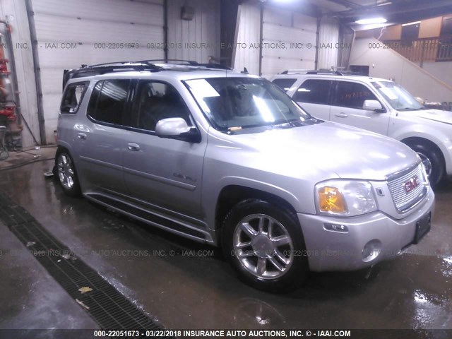 1GKET66MX66163064 - 2006 GMC ENVOY DENALI XL SILVER photo 1