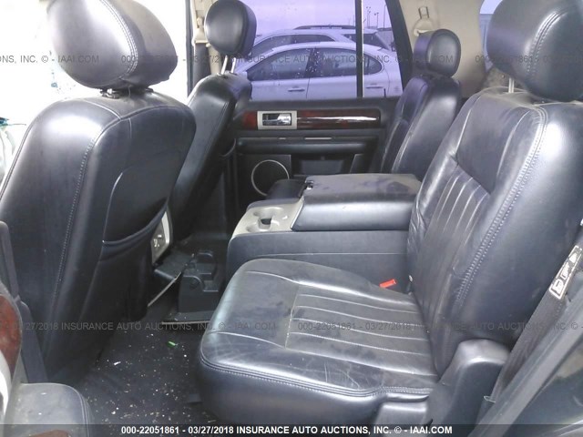 5LMFU27R33LJ28274 - 2003 LINCOLN NAVIGATOR BLACK photo 8