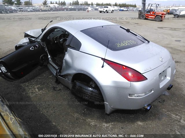 JN1AZ34D25M609733 - 2005 NISSAN 350Z COUPE SILVER photo 3