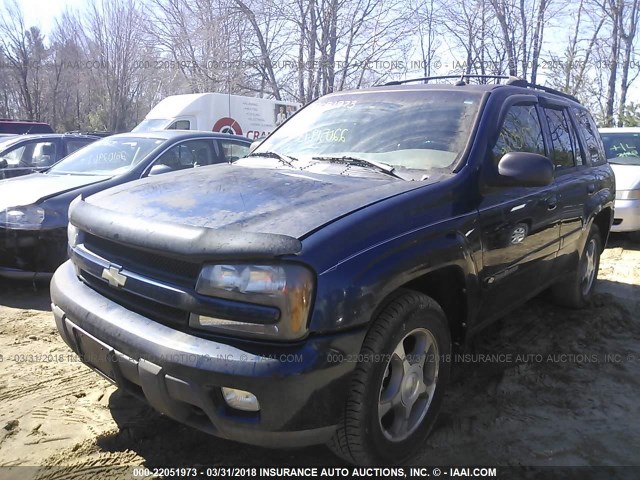 1GNDT13S242415043 - 2004 CHEVROLET TRAILBLAZER LS/LT BLUE photo 2