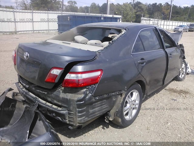 4T4BE46K47R004955 - 2007 TOYOTA CAMRY NEW GENERAT CE/LE/XLE/SE Pewter photo 4