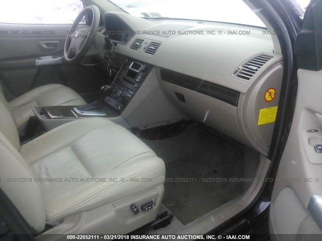 YV1CZ592851141351 - 2005 VOLVO XC90 BLACK photo 5