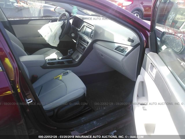 5NPE24AF7GH423455 - 2016 HYUNDAI SONATA SE RED photo 5