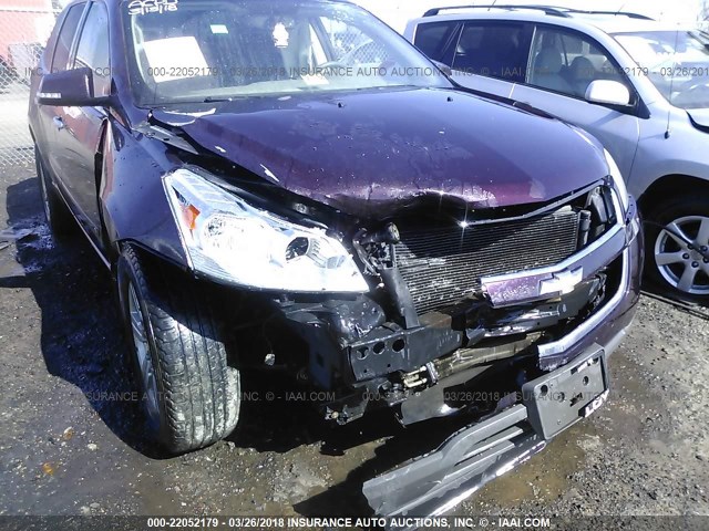 1GNLVFED9AS150697 - 2010 CHEVROLET TRAVERSE LT PURPLE photo 6