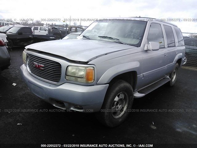 1GKEK13RXXR909163 - 1999 GMC DENALI SILVER photo 2