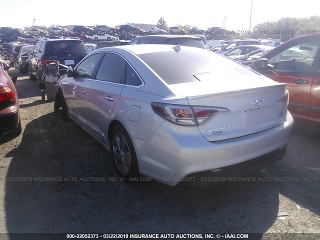 KMHE34L38HA068672 - 2017 HYUNDAI SONATA HYBRID/LIMITED SILVER photo 3