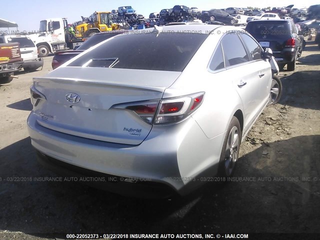 KMHE34L38HA068672 - 2017 HYUNDAI SONATA HYBRID/LIMITED SILVER photo 4