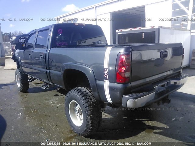 1GCHC23U24F242621 - 2004 CHEVROLET SILVERADO C2500 HEAVY DUTY GRAY photo 3