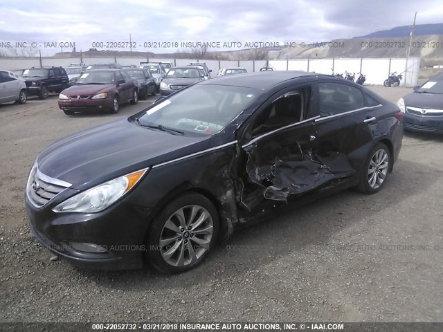 5NPEC4AB6CH463045 - 2012 HYUNDAI SONATA SE/LIMITED BLACK photo 2