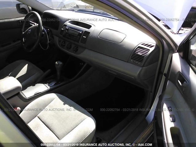 4T1BE32K53U132142 - 2003 TOYOTA CAMRY LE/XLE/SE Gümüş foto 5