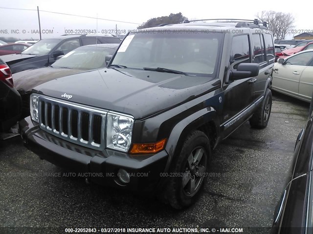 1J8HG48N56C333462 - 2006 JEEP COMMANDER GRAY photo 2