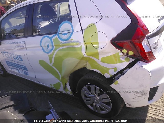 3HGGK5H58FM749013 - 2015 HONDA FIT LX Білий фото 6