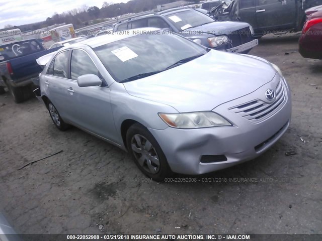 4T1BE46K97U124972 - 2007 TOYOTA CAMRY NEW GENERAT CE/LE/XLE/SE SILVER photo 1