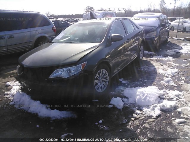 4T1BF1FK9EU826203 - 2014 TOYOTA CAMRY L/SE/LE/XLE 绿色 照片 2