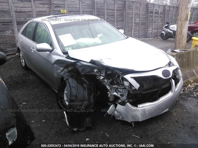 4T4BF3EK5AR048348 - 2010 TOYOTA CAMRY SE/LE/XLE SILVER photo 1