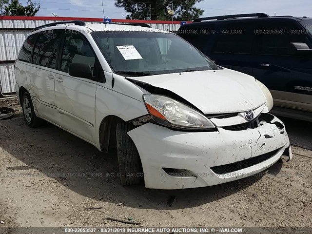 5TDZK23C97S035548 - 2007 TOYOTA SIENNA CE/LE WHITE photo 1