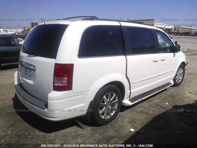 2A8HR54P78R110938 - 2008 CHRYSLER TOWN & COUNTRY TOURING WHITE photo 4