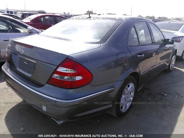 WDBUF70J86A879458 - 2006 MERCEDES-BENZ E 500 GRAY photo 4