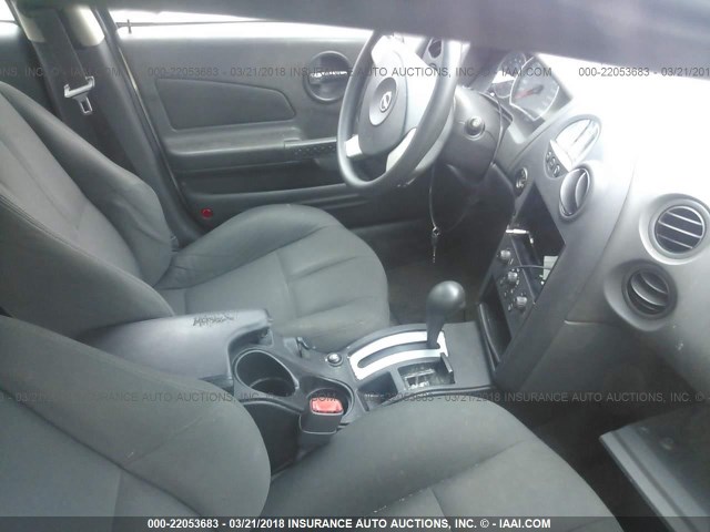 2G2WP522551154897 - 2005 PONTIAC GRAND PRIX SILVER photo 5