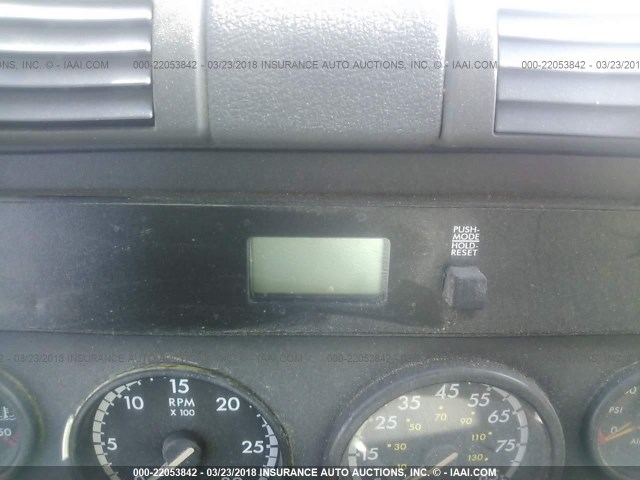 1FUJGLDR7CSBB2191 - 2012 FREIGHTLINER CASCADIA 125  WHITE photo 6