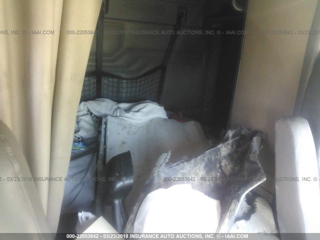 1FUJGLDR7CSBB2191 - 2012 FREIGHTLINER CASCADIA 125  WHITE photo 7