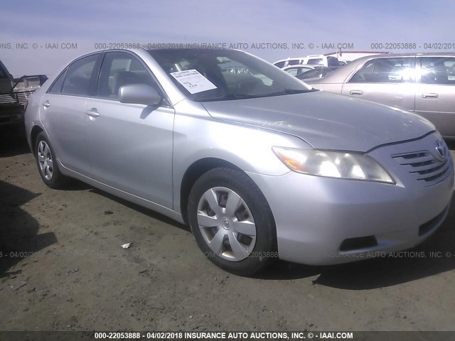 4T1BE46K28U216622 - 2008 TOYOTA CAMRY CE/LE/XLE/SE SILVER photo 1