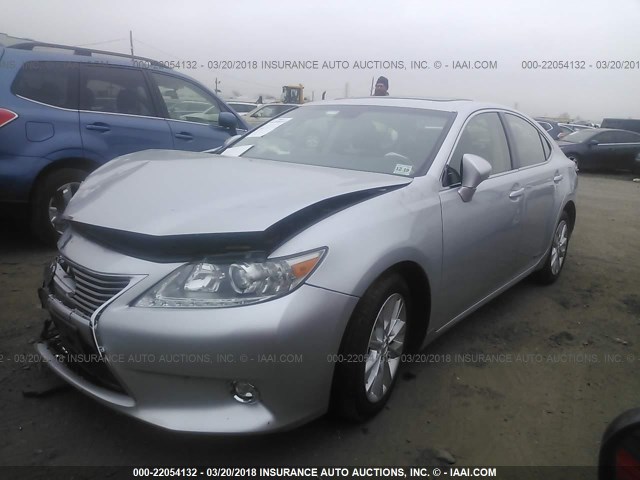 JTHBW1GG6F2083817 - 2015 LEXUS ES 300H SILVER photo 2