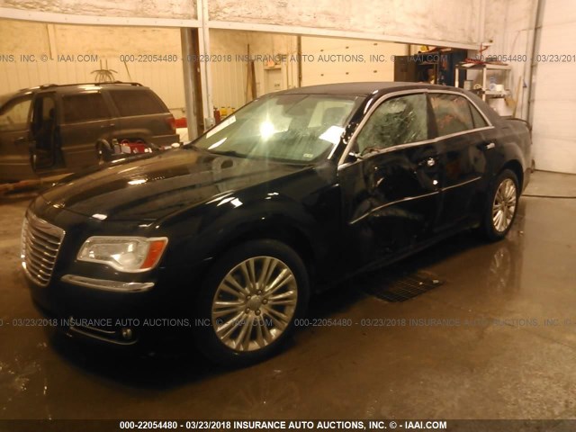 2C3CCAKT0DH665715 - 2013 CHRYSLER 300C BLACK photo 2