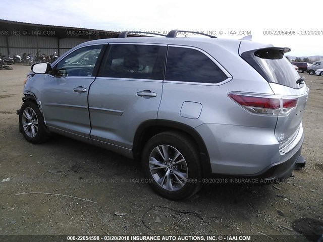 5TDZKRFH3GS145818 - 2016 TOYOTA HIGHLANDER LE/LE PLUS SILVER photo 3