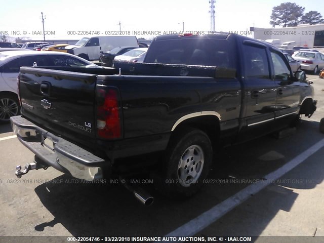 2GCEC13TX41410162 - 2004 CHEVROLET SILVERADO C1500 BLACK photo 4