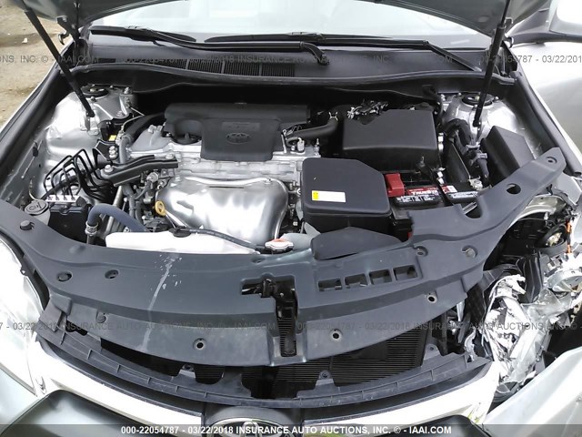 4T4BF1FK8GR549228 - 2016 TOYOTA CAMRY LE/XLE/SE/XSE SILVER photo 10
