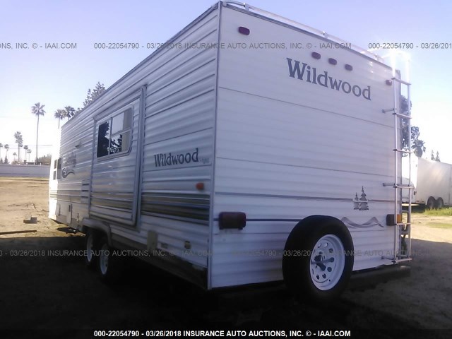 4X4TWDB214C038109 - 2004 FOREST RIVER WILDWOOD  白色 照片 3