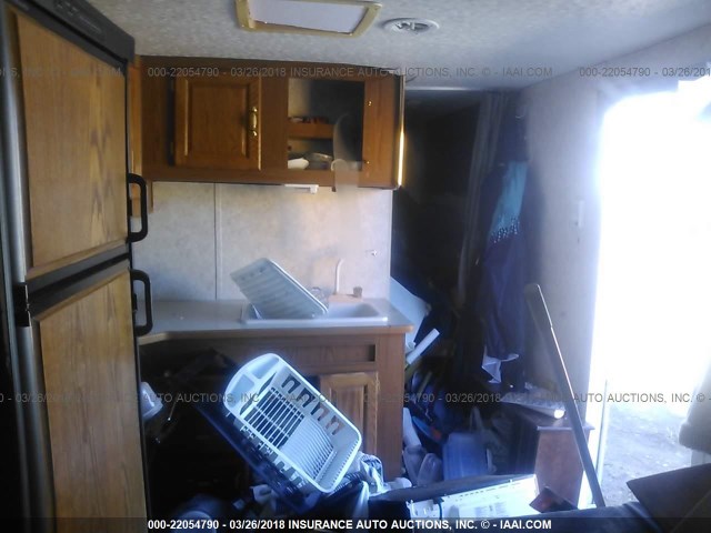 4X4TWDB214C038109 - 2004 FOREST RIVER WILDWOOD  白色 照片 8