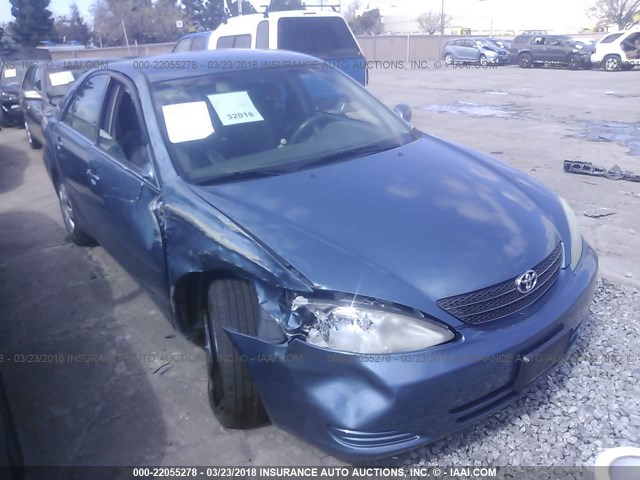 4T1BE32K03U751473 - 2003 TOYOTA CAMRY LE/XLE/SE BLUE photo 1